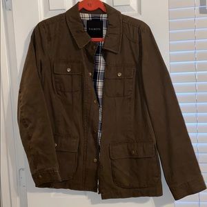 Army green field coat. Size M
